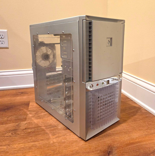 Antec super lanboy - antec,